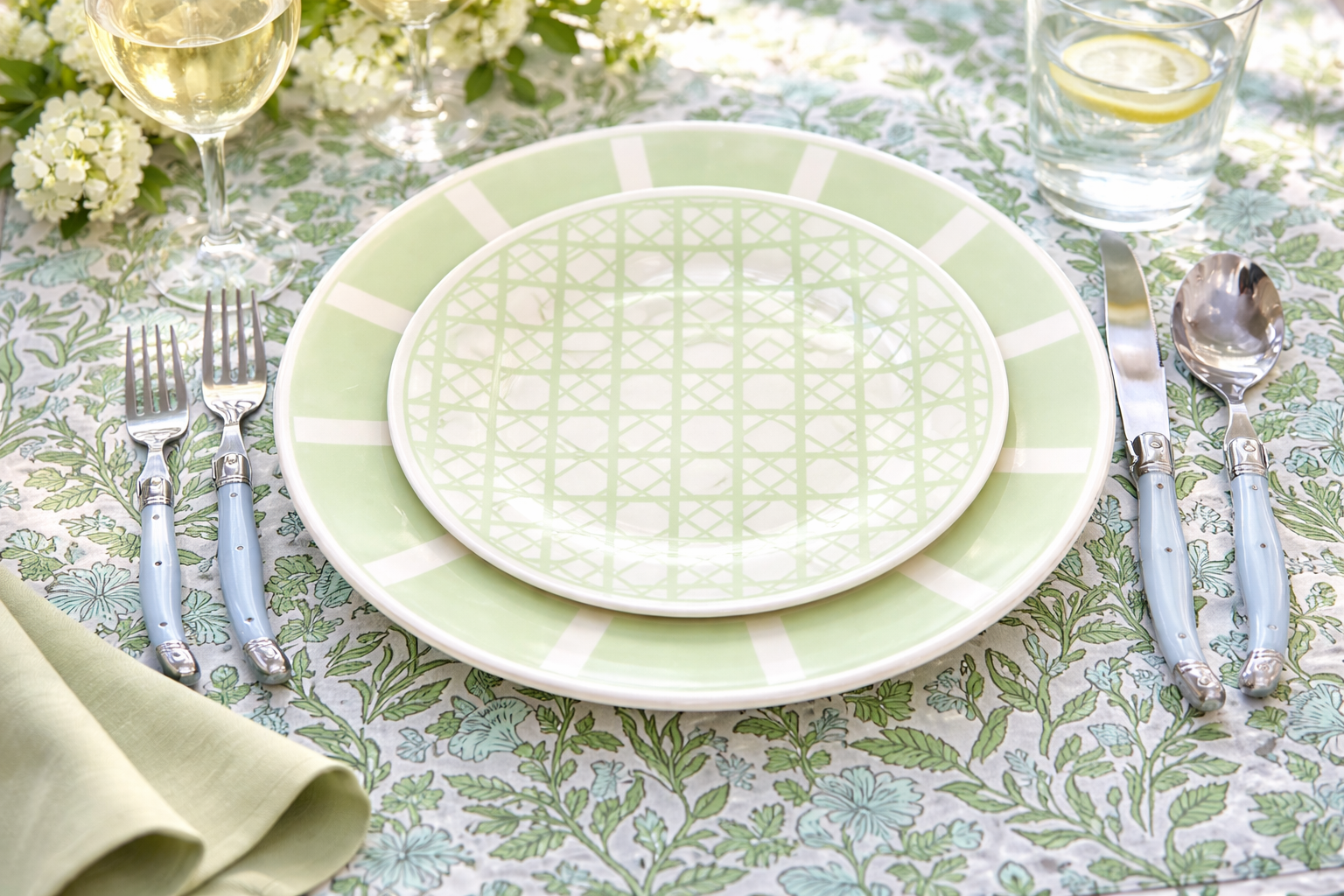 The Palm Court Plate Set